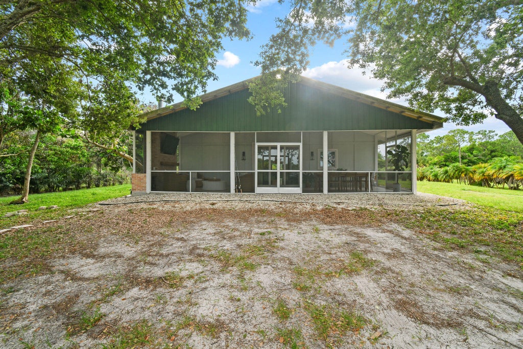 Photo of 18765 131st Trail N, Jupiter, FL 33478 (MLS # B26078324)