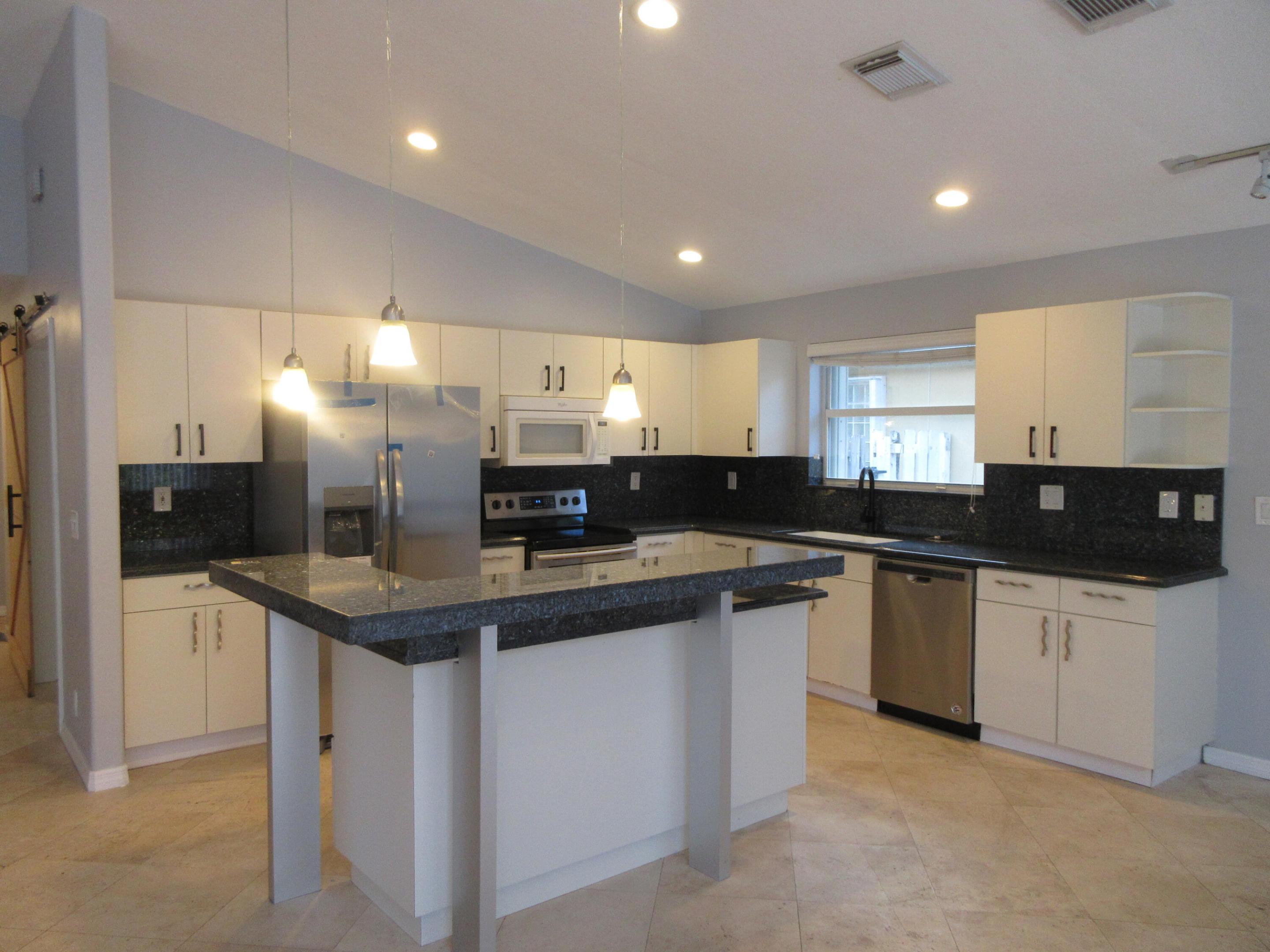 MAPLE RIDGE - Residential Lease