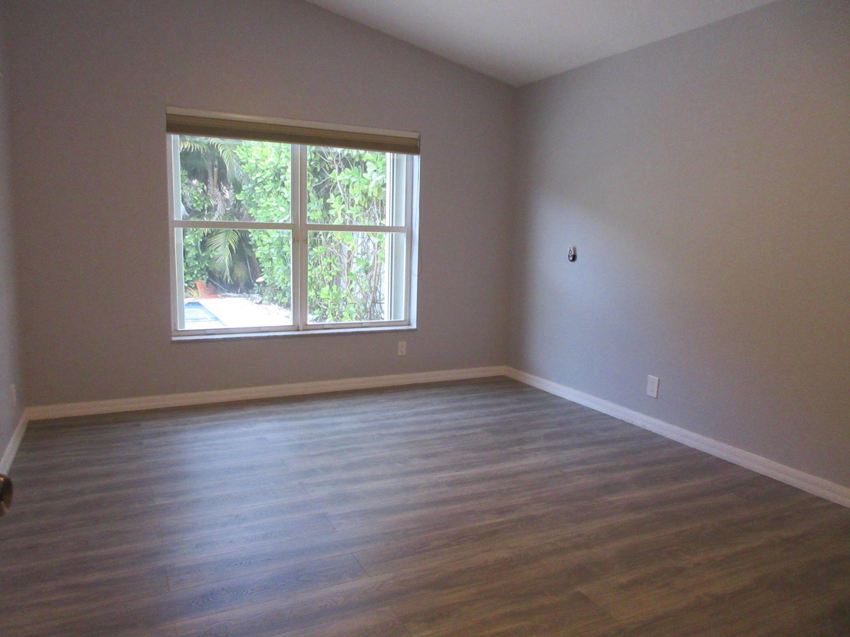 MAPLE RIDGE - Residential Lease