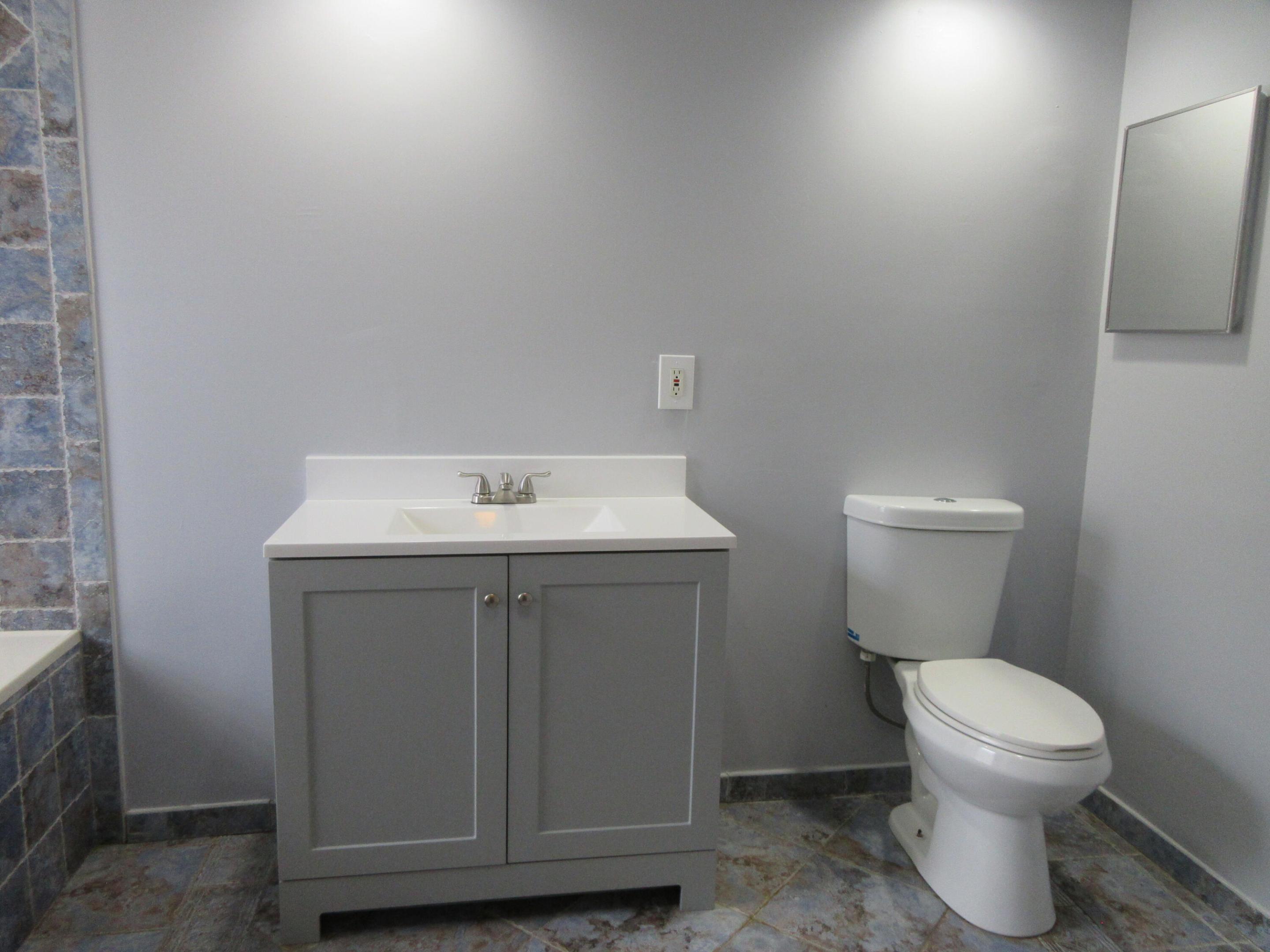 MAPLE RIDGE - Residential Lease