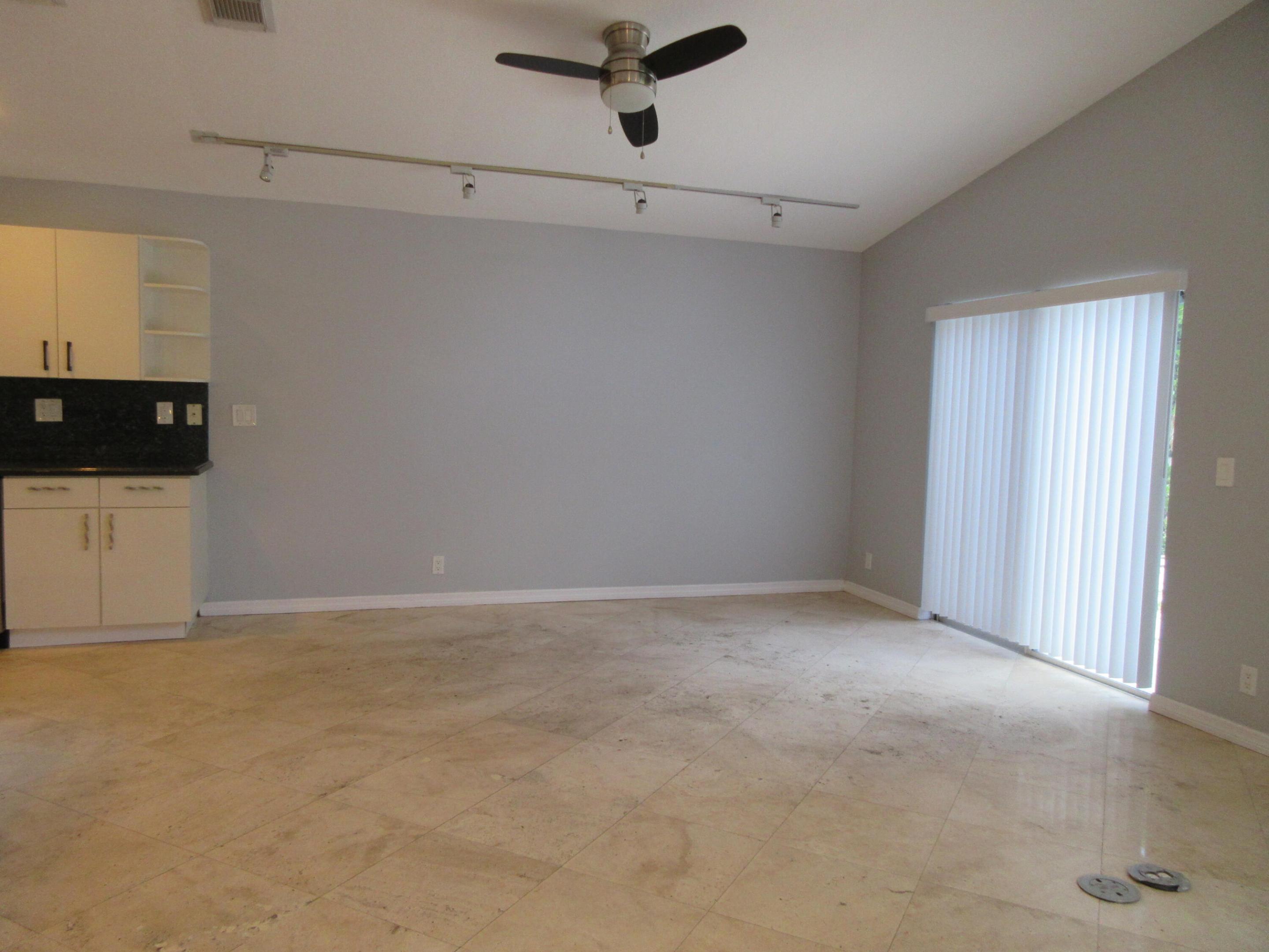 MAPLE RIDGE - Residential Lease