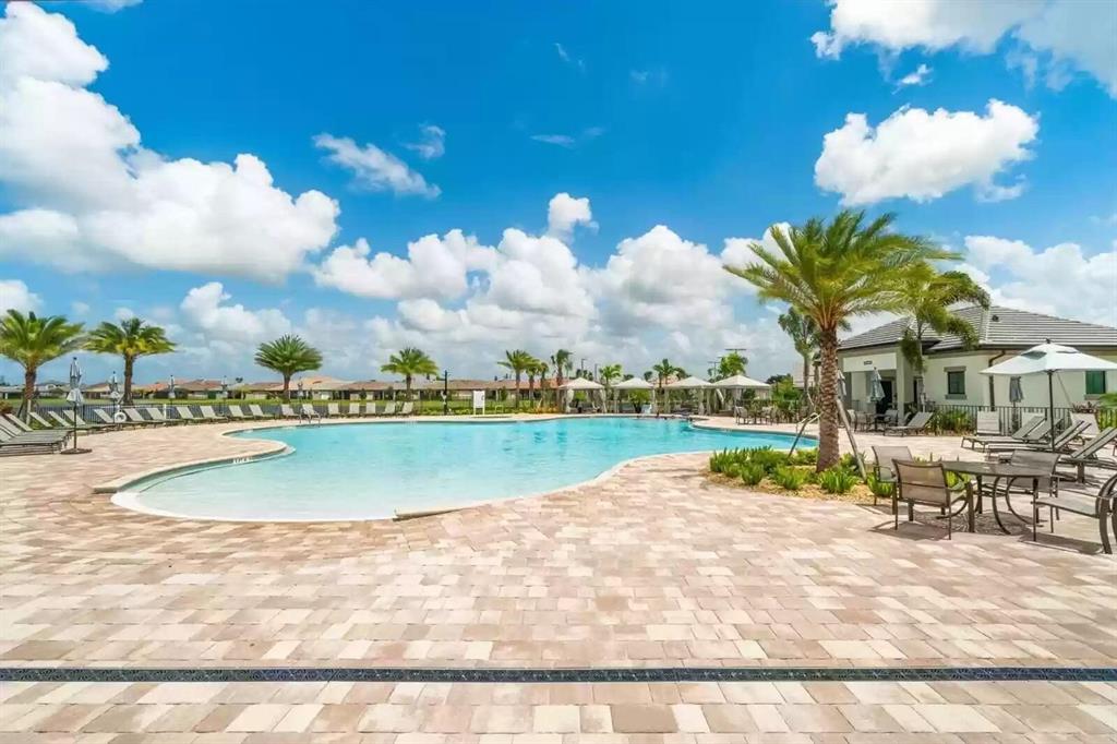 FIELDS AT GULFSTREAM POLO - Residential Lease