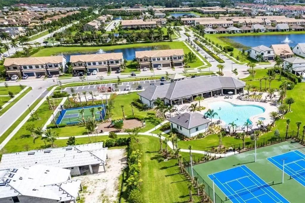 FIELDS AT GULFSTREAM POLO - Residential Lease