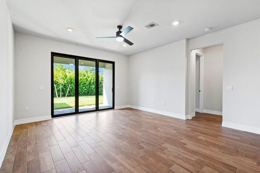 FIELDS AT GULFSTREAM POLO - Residential Lease