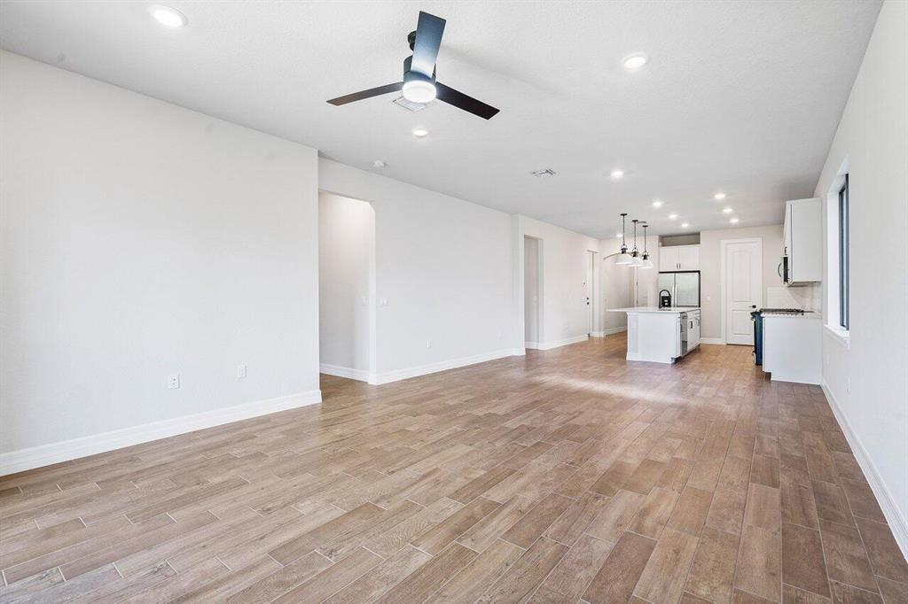 FIELDS AT GULFSTREAM POLO - Residential Lease