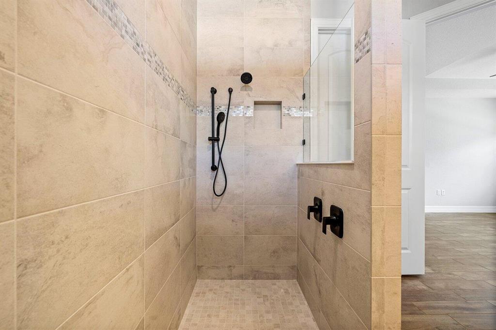 FIELDS AT GULFSTREAM POLO - Residential Lease