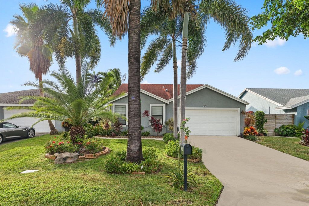 Photo of 1130 NW 18th Avenue, Delray Beach, FL 33445 (MLS # R11134457)