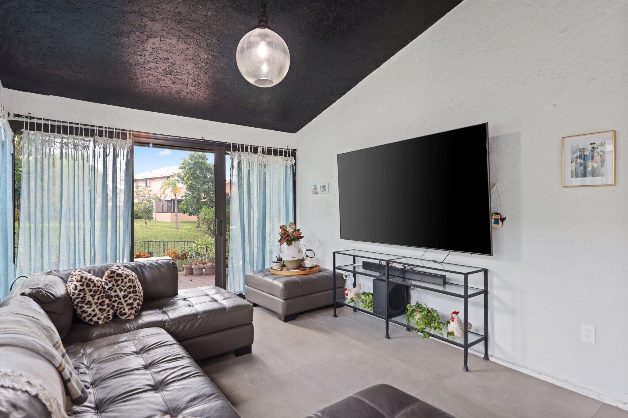 RAINBERRY LAKE PH III-B - Residential