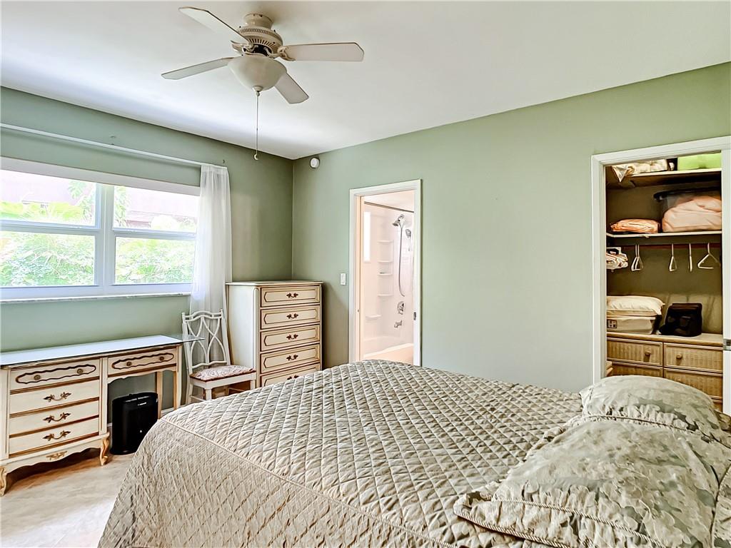 SILVER THATCH - Residential