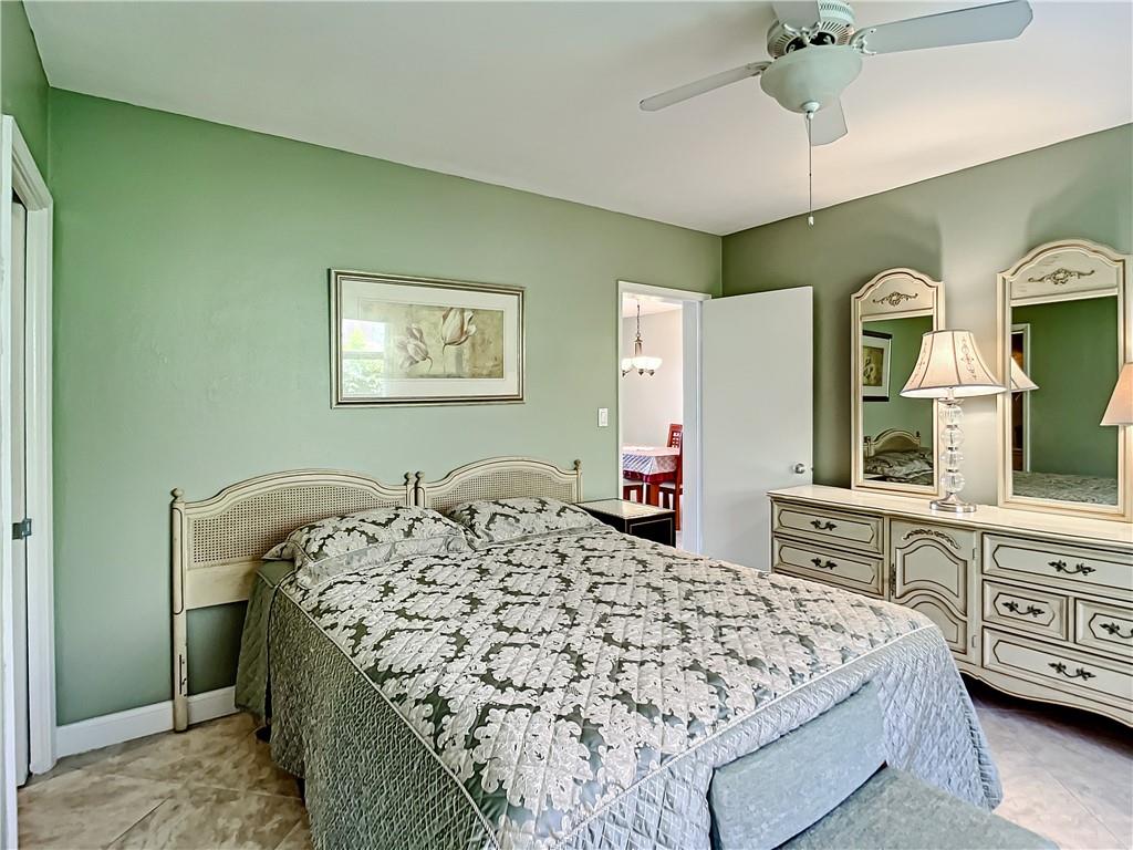 SILVER THATCH - Residential