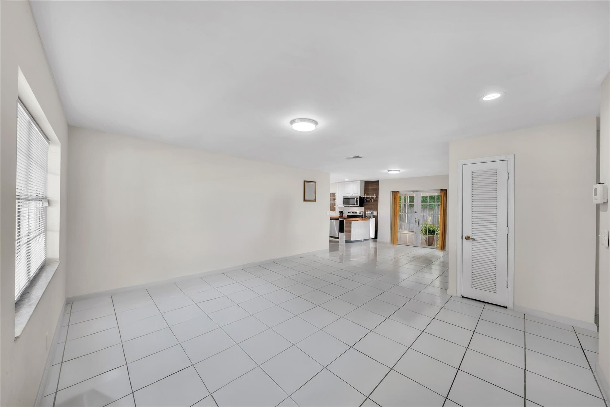 9976 Liberty Rd