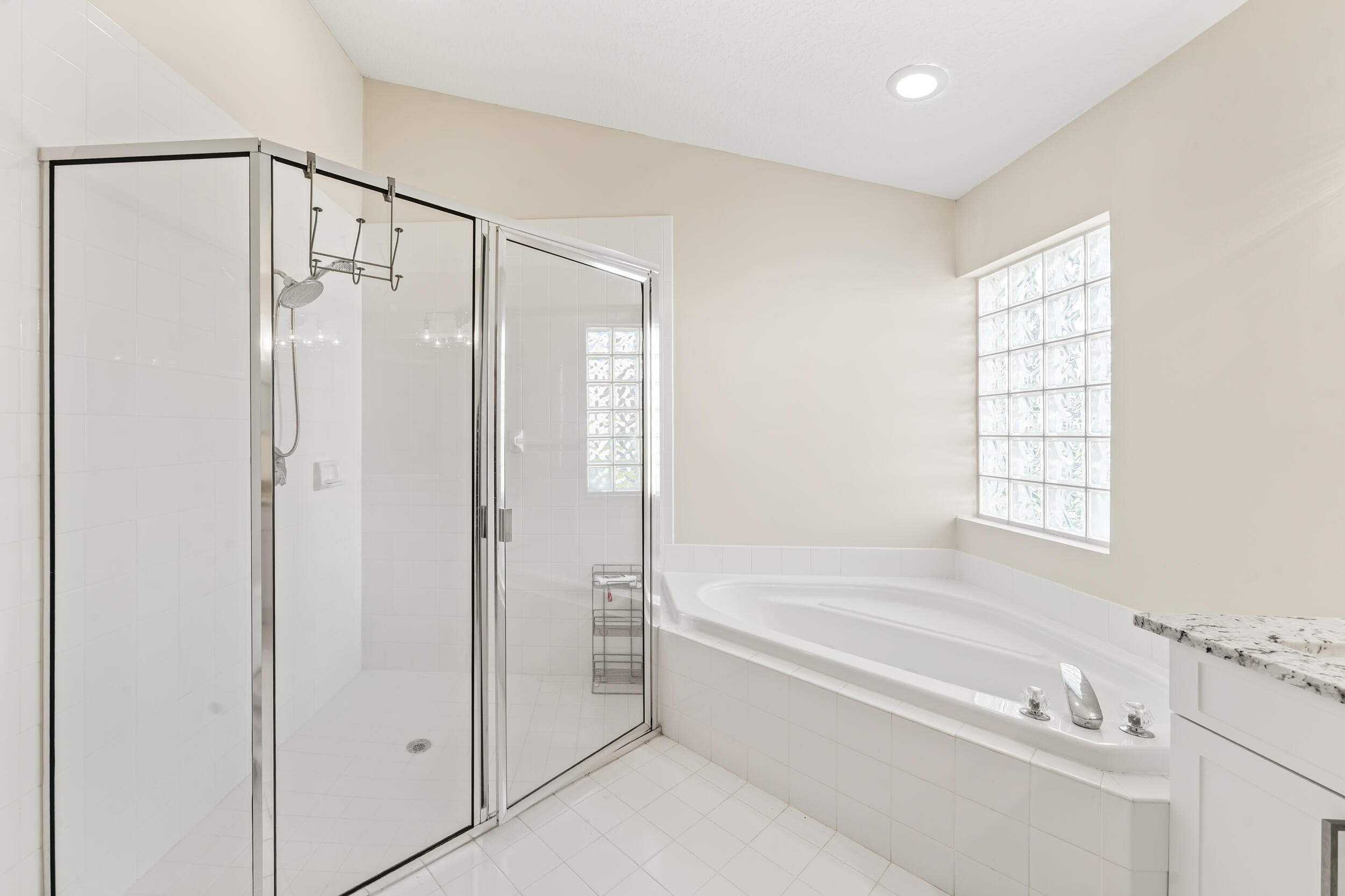 Grand Isles / ORANGE POINT TR A - Residential Lease