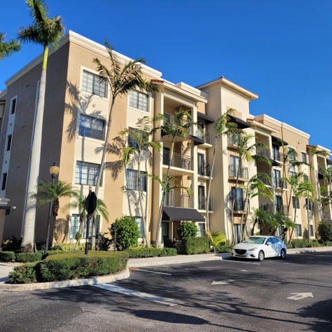 Photo of 4907 Midtown Lane #1214, Palm Beach Gardens, FL 33418 (MLS # B26040390)
