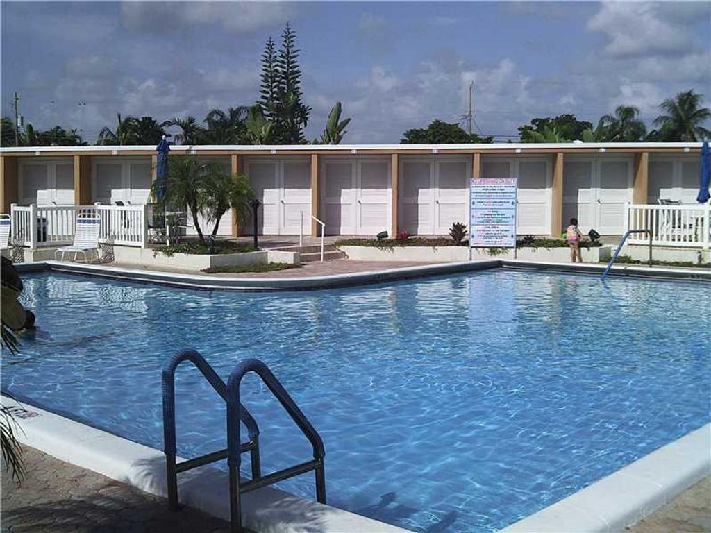 Photo of 6750 NE 21st Road #127, Fort Lauderdale, FL 33308 (MLS # B26016228)