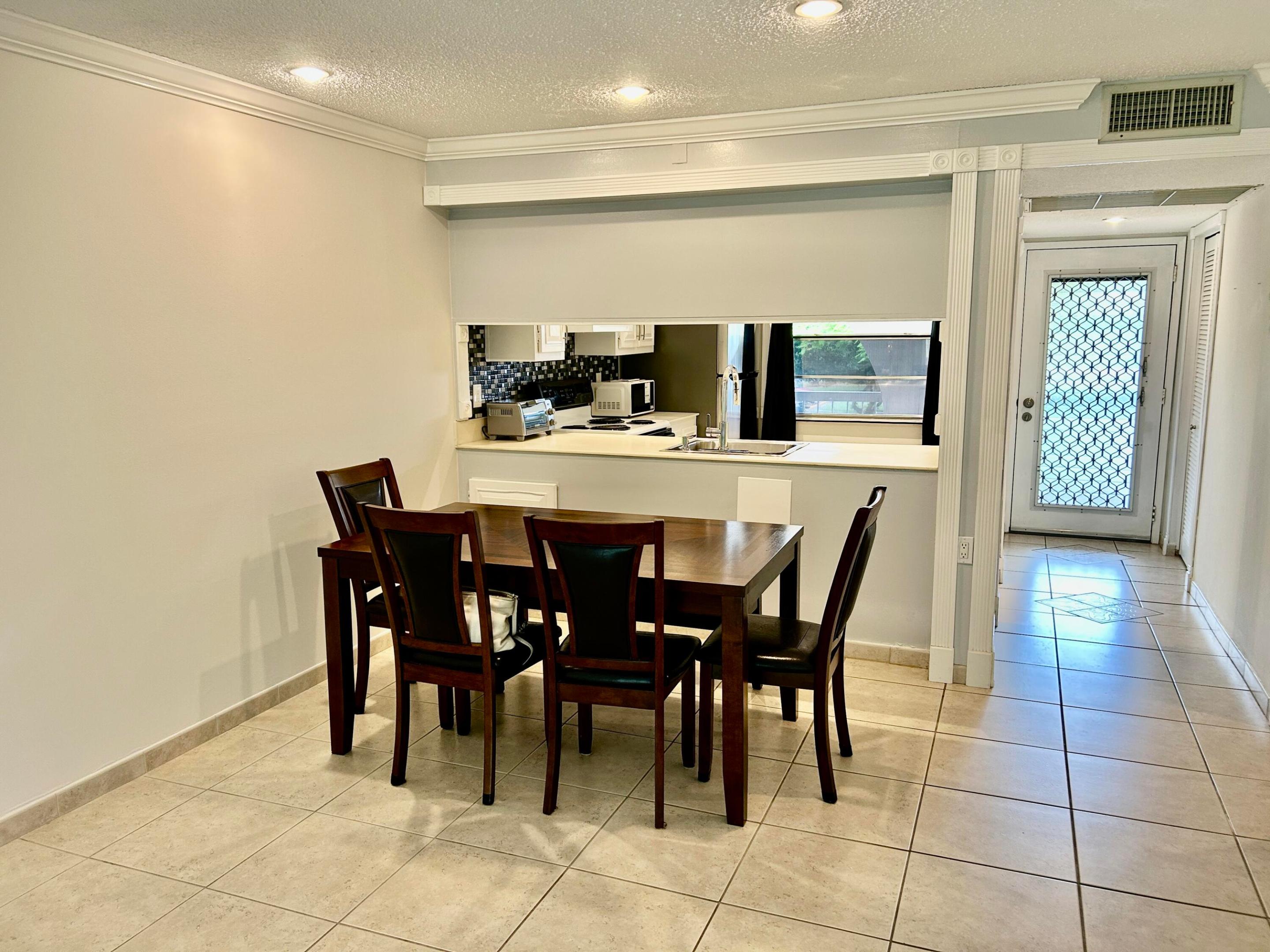 2613 Nassau Bend C2