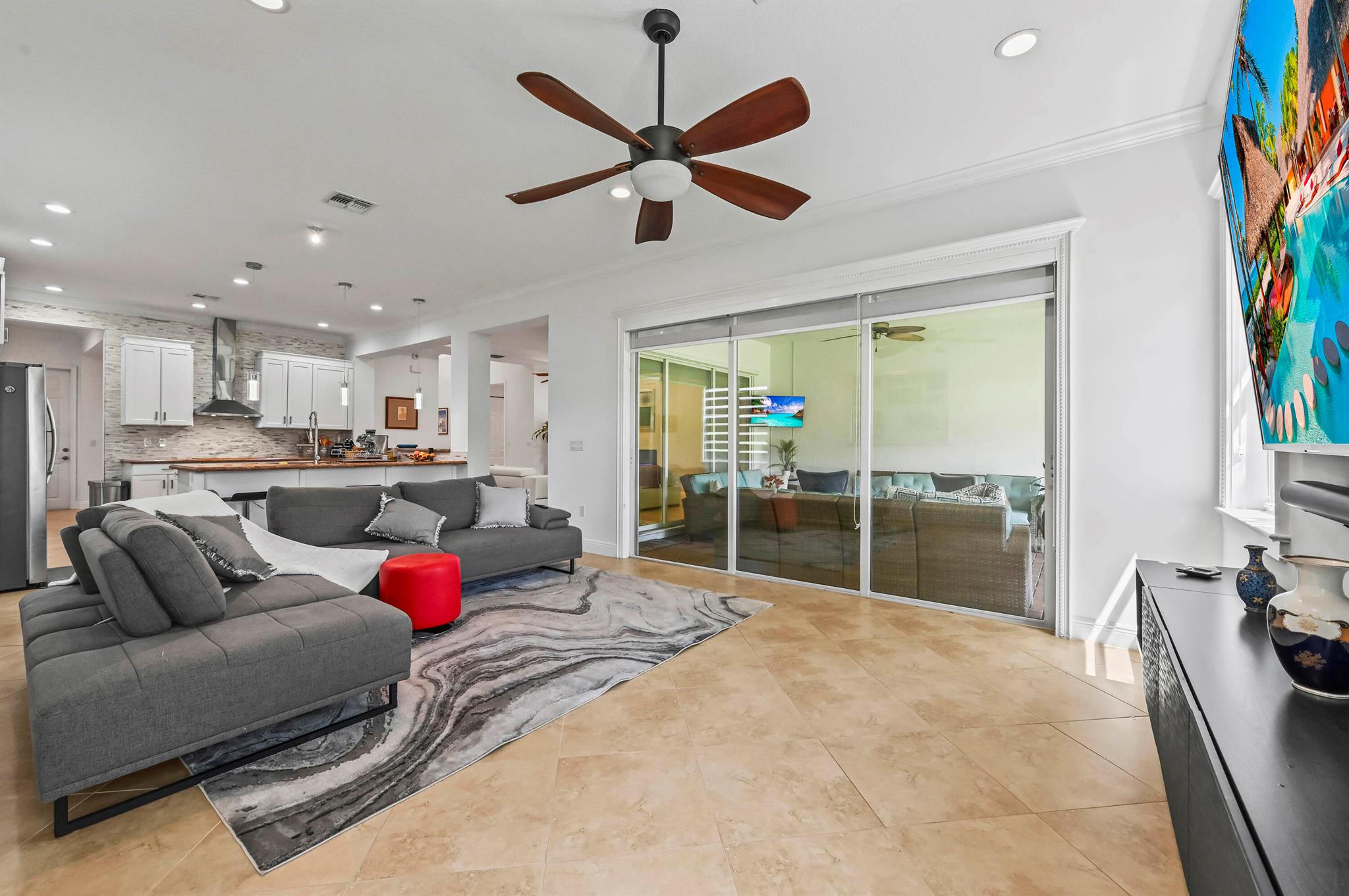 PORTOSOL - Residential Lease