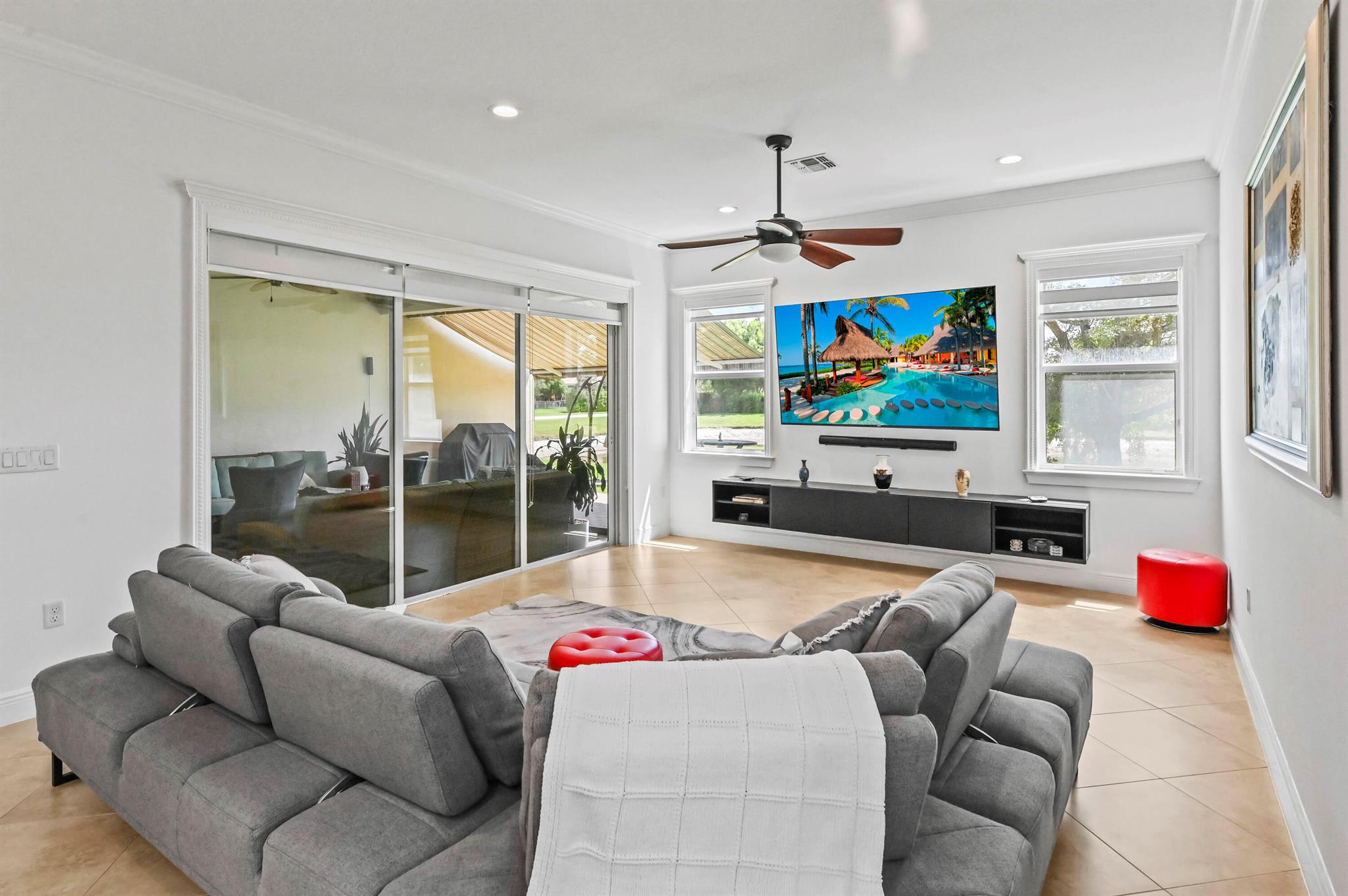 PORTOSOL - Residential Lease