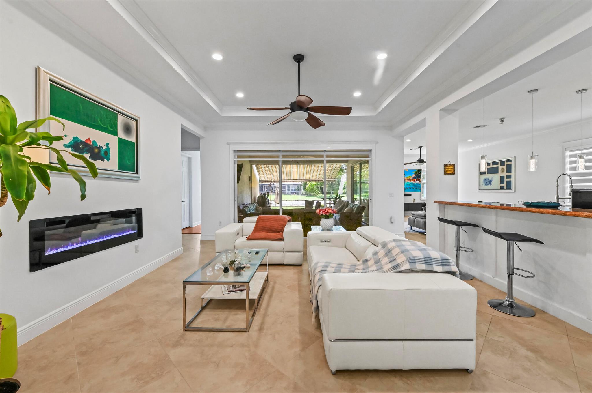 PORTOSOL - Residential Lease