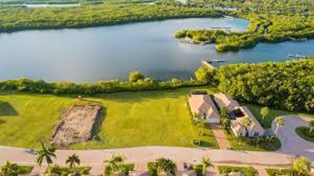 Photo of 1940 Lynx Drive, Fort Pierce, FL 34949 (MLS # R10802131)