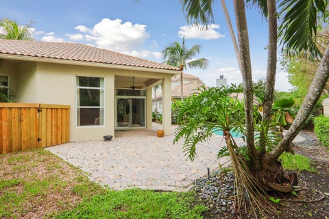 Tiny photo for 2675 PLAYERS Court, Wellington, FL 33414 (MLS # B26085623)