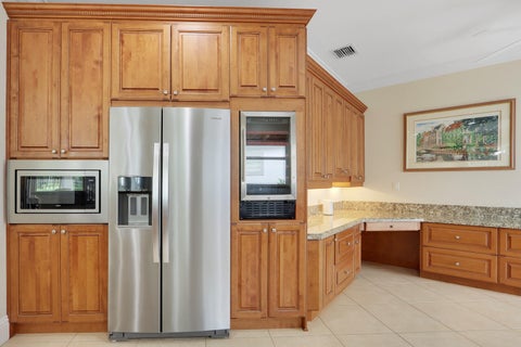 Tiny photo for 2675 PLAYERS Court, Wellington, FL 33414 (MLS # B26085623)