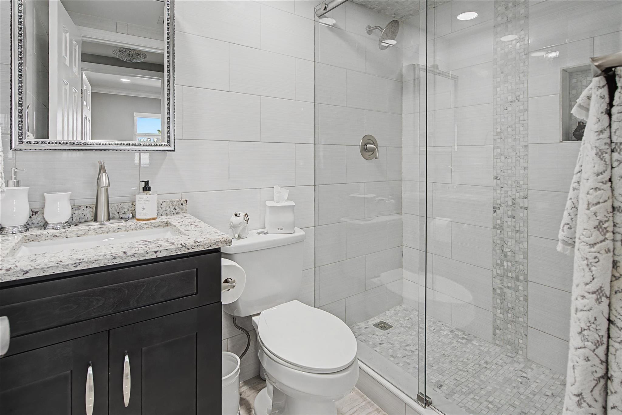 NORTH LEISURE GARDENS CONDO - Residential