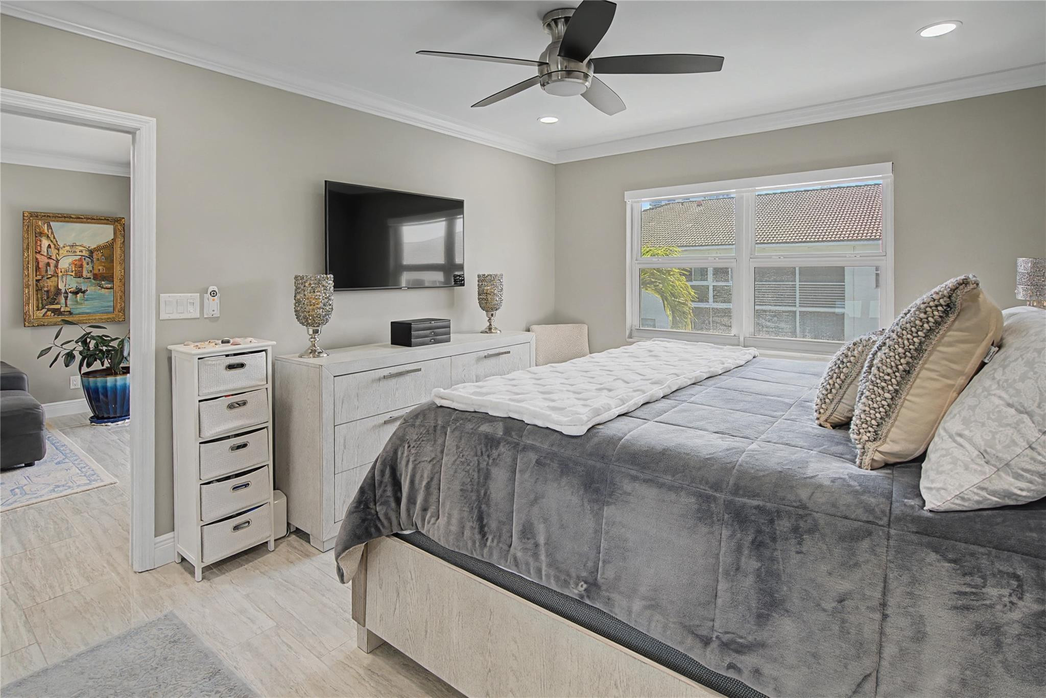 NORTH LEISURE GARDENS CONDO - Residential