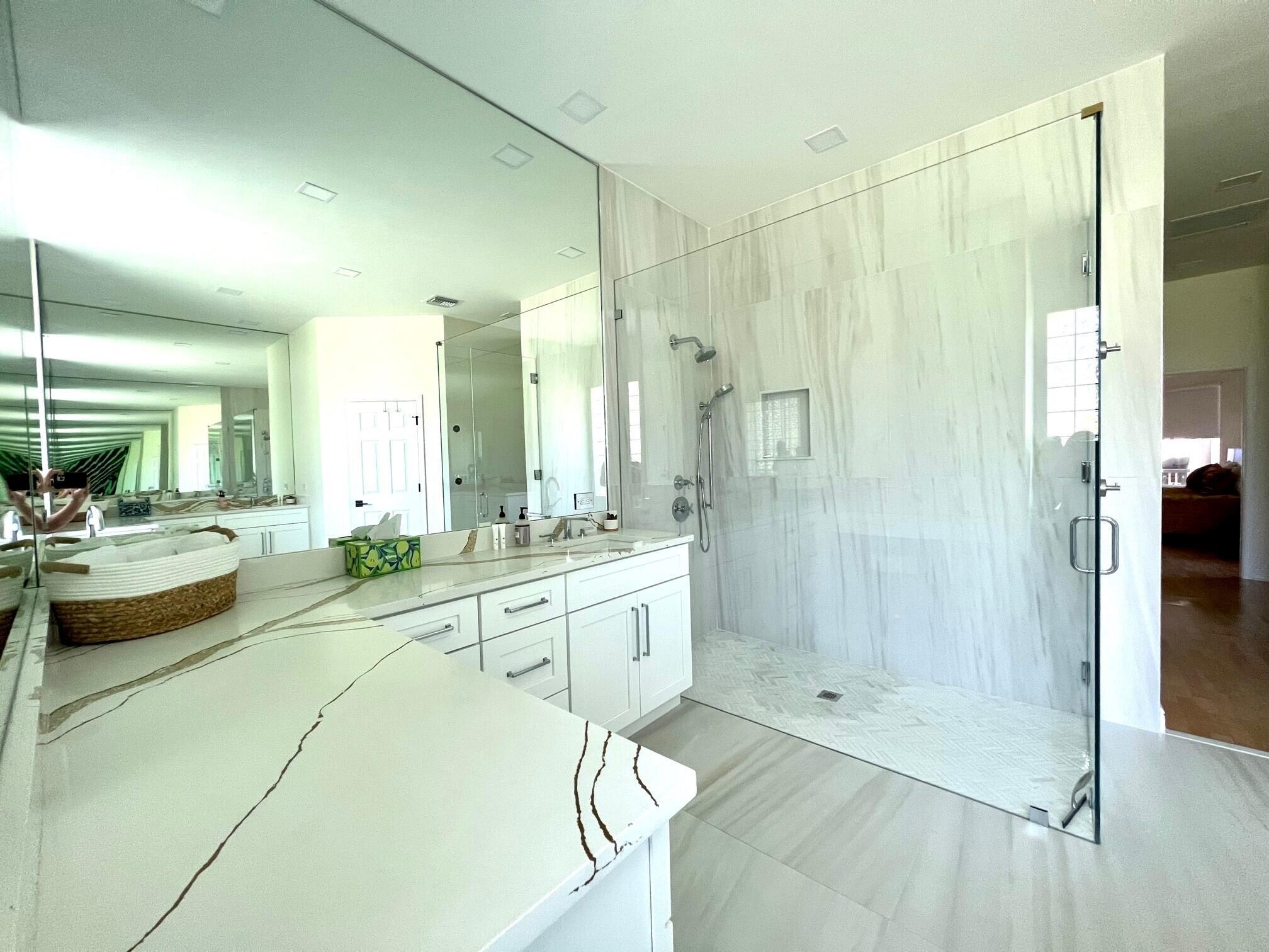 PADDOCK PARK 1 OF WELLING - Residential