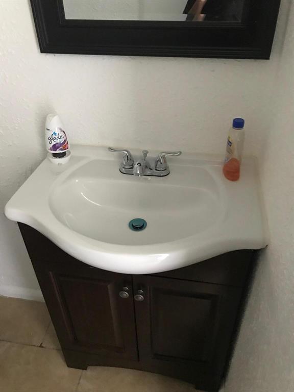 San Lucie Plaza - Residential Income