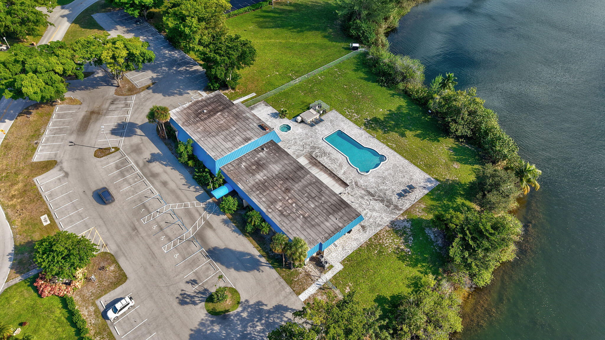4741 NW 13th Avenue, Deerfield Beach FL 33064