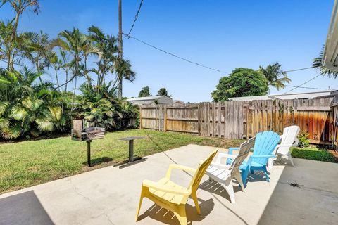 A home in Deerfield Beach