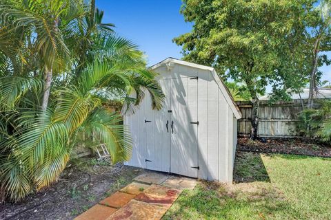 A home in Deerfield Beach