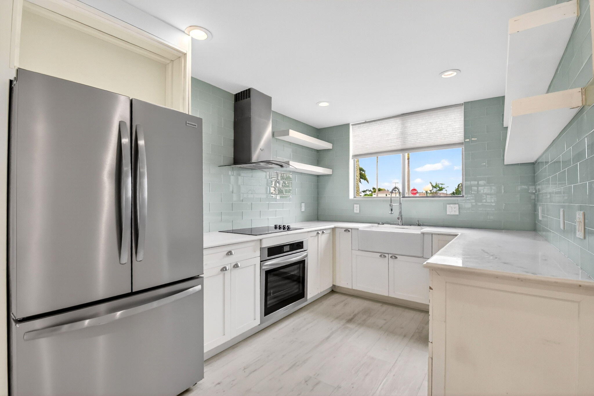 FOUNTAINS OF PALM BEACH CONDO 7 - Residential