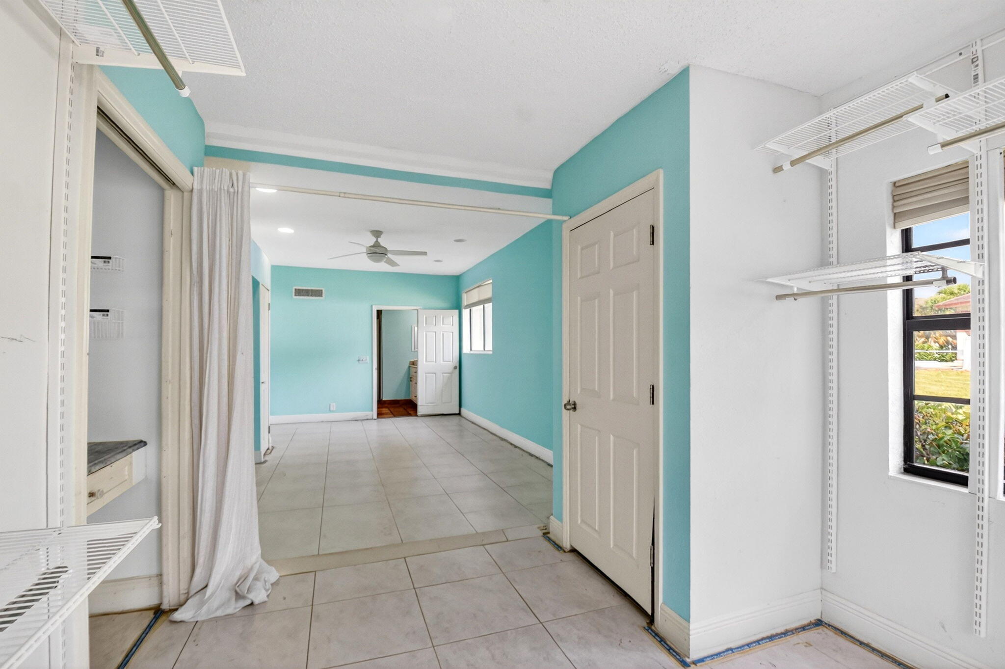 FOUNTAINS OF PALM BEACH CONDO 7 - Residential