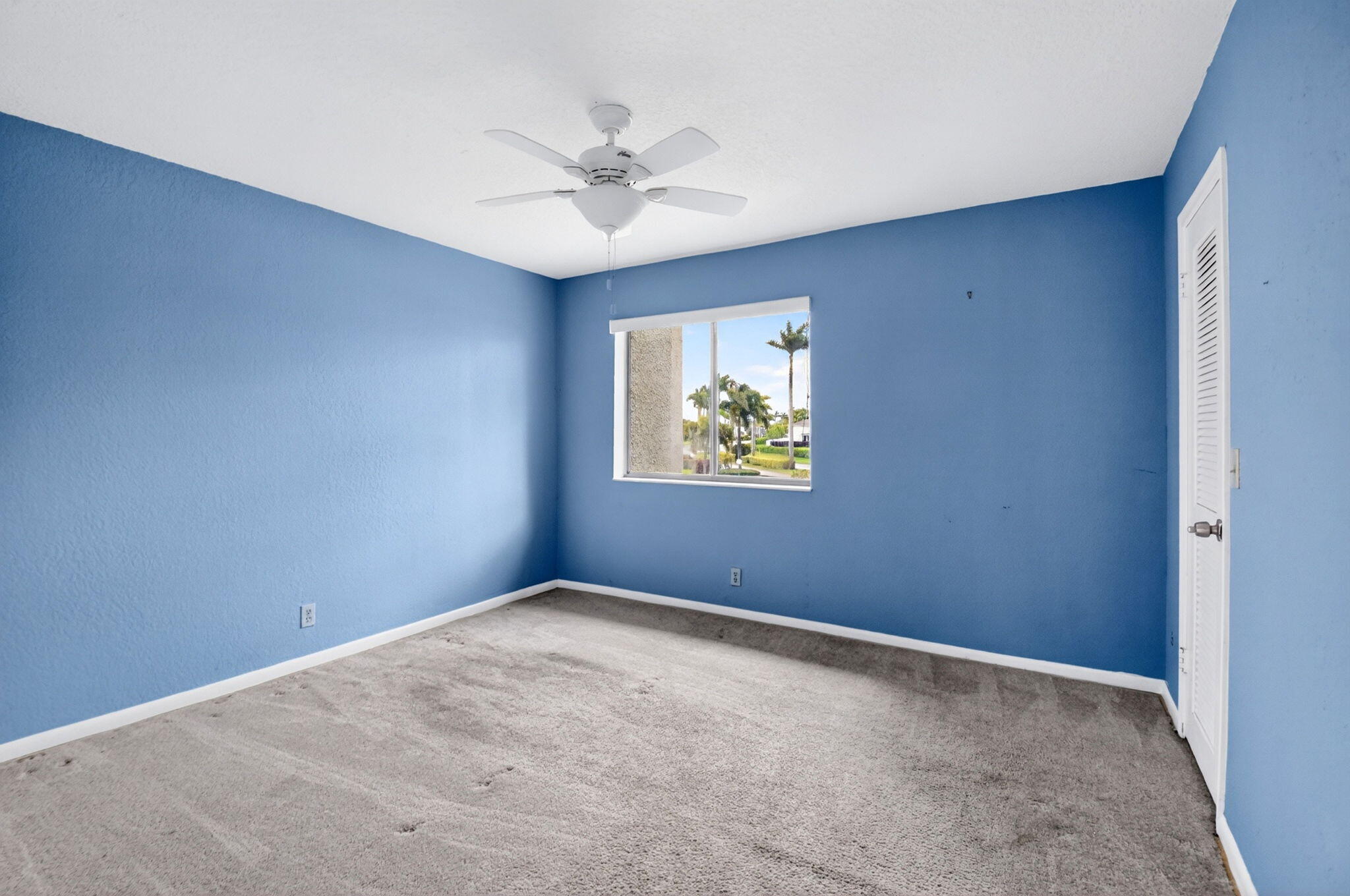 FOUNTAINS OF PALM BEACH CONDO 7 - Residential