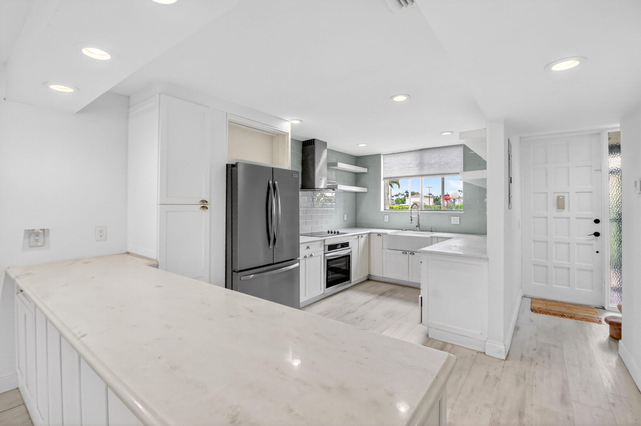 FOUNTAINS OF PALM BEACH CONDO 7 - Residential