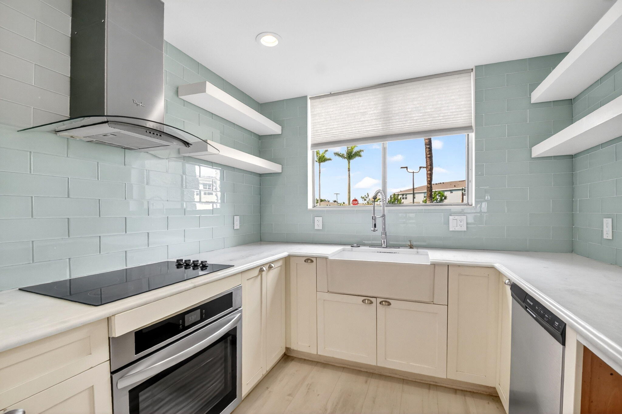 FOUNTAINS OF PALM BEACH CONDO 7 - Residential