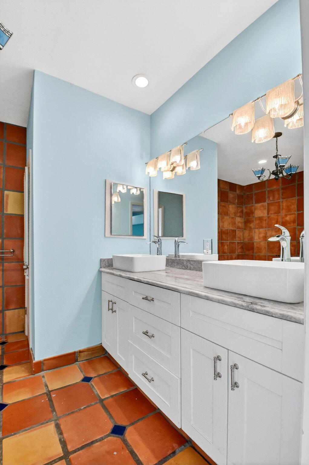 FOUNTAINS OF PALM BEACH CONDO 7 - Residential