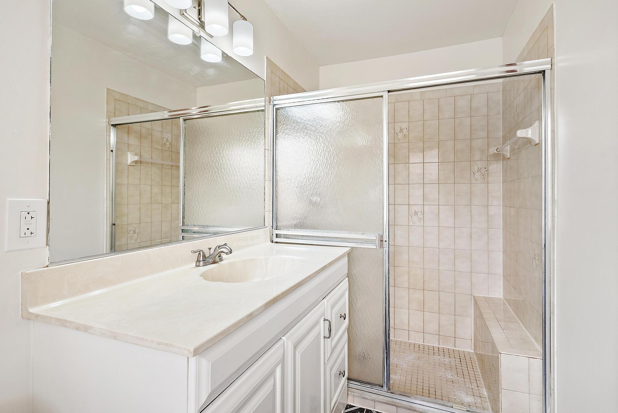 PORT ST LUCIE SECTION 2 - Residential Lease