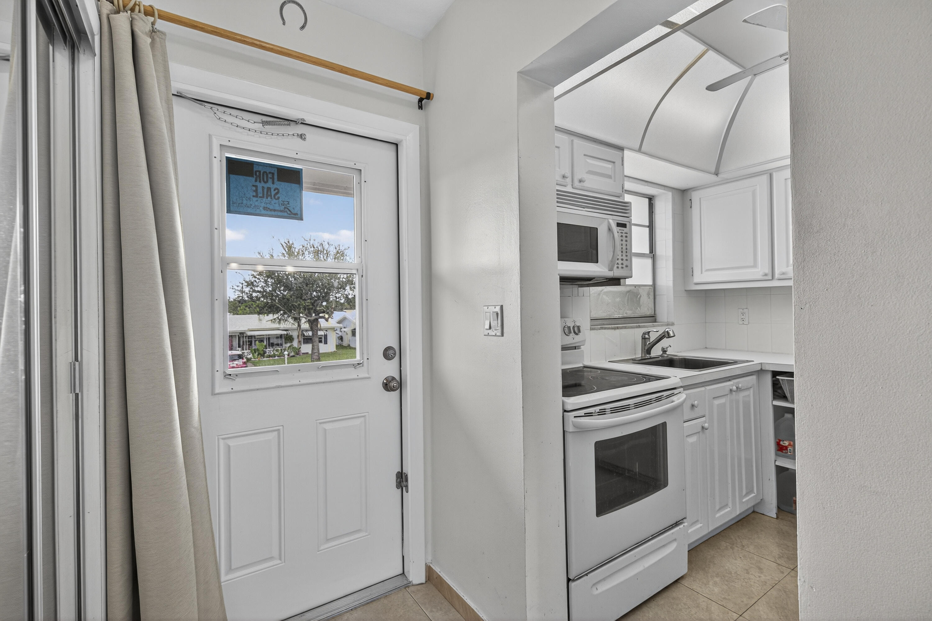 LEISUREVILLE FAIRWAY NINE CONDO - Residential