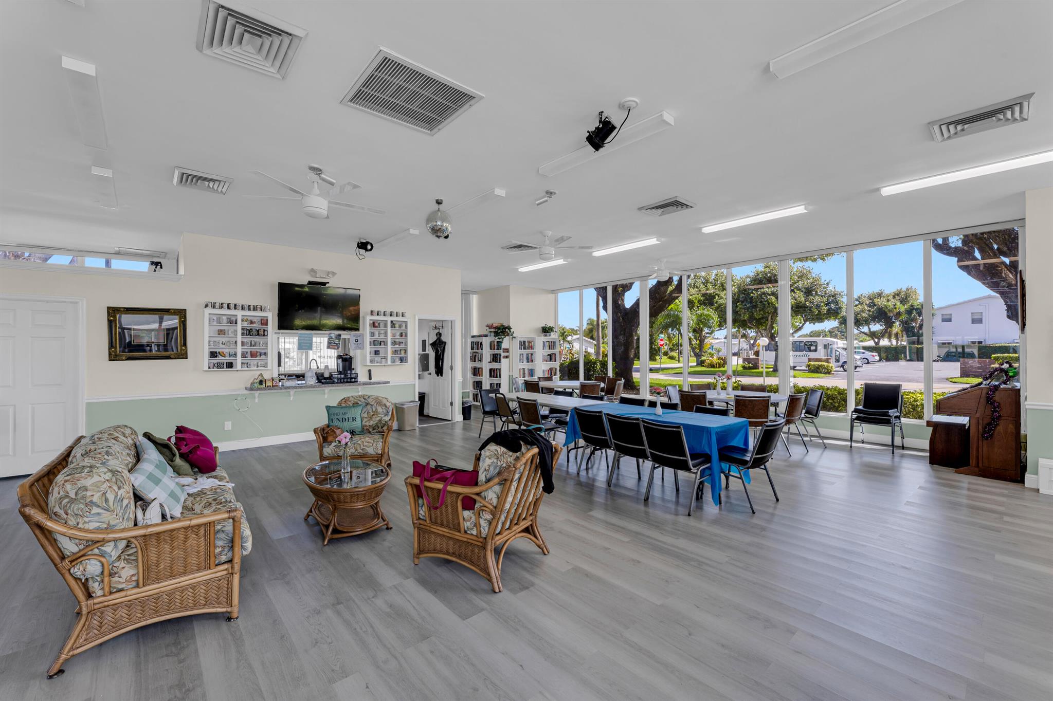 LEISUREVILLE FAIRWAY NINE - Residential