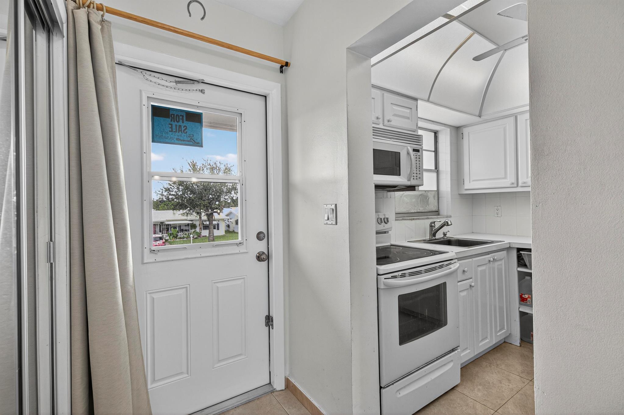 LEISUREVILLE FAIRWAY NINE - Residential