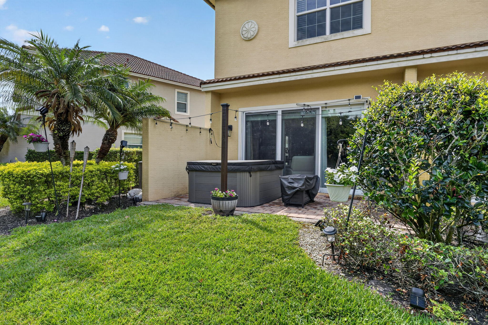 RIVER GLEN - Residential