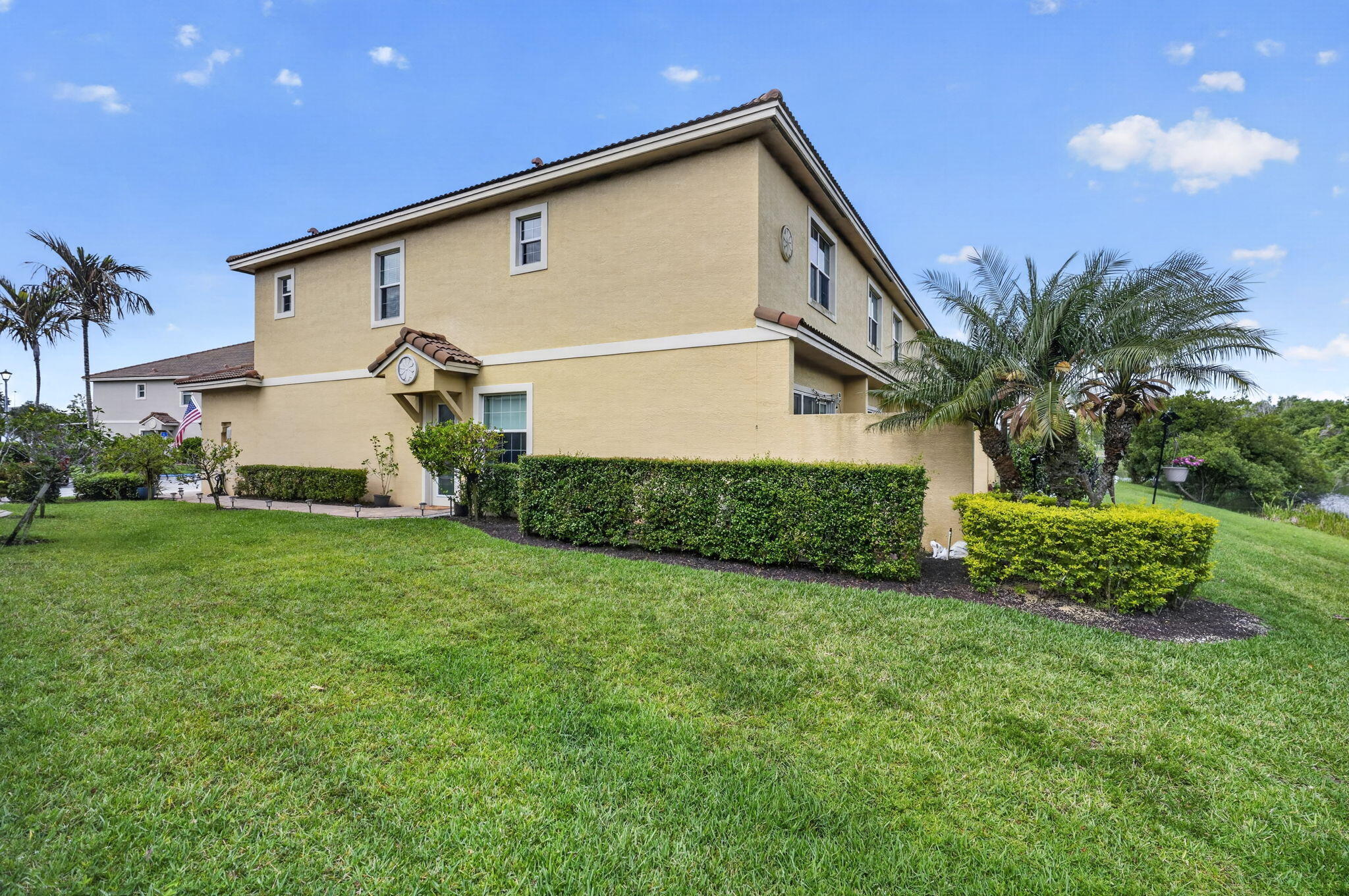 RIVER GLEN - Residential