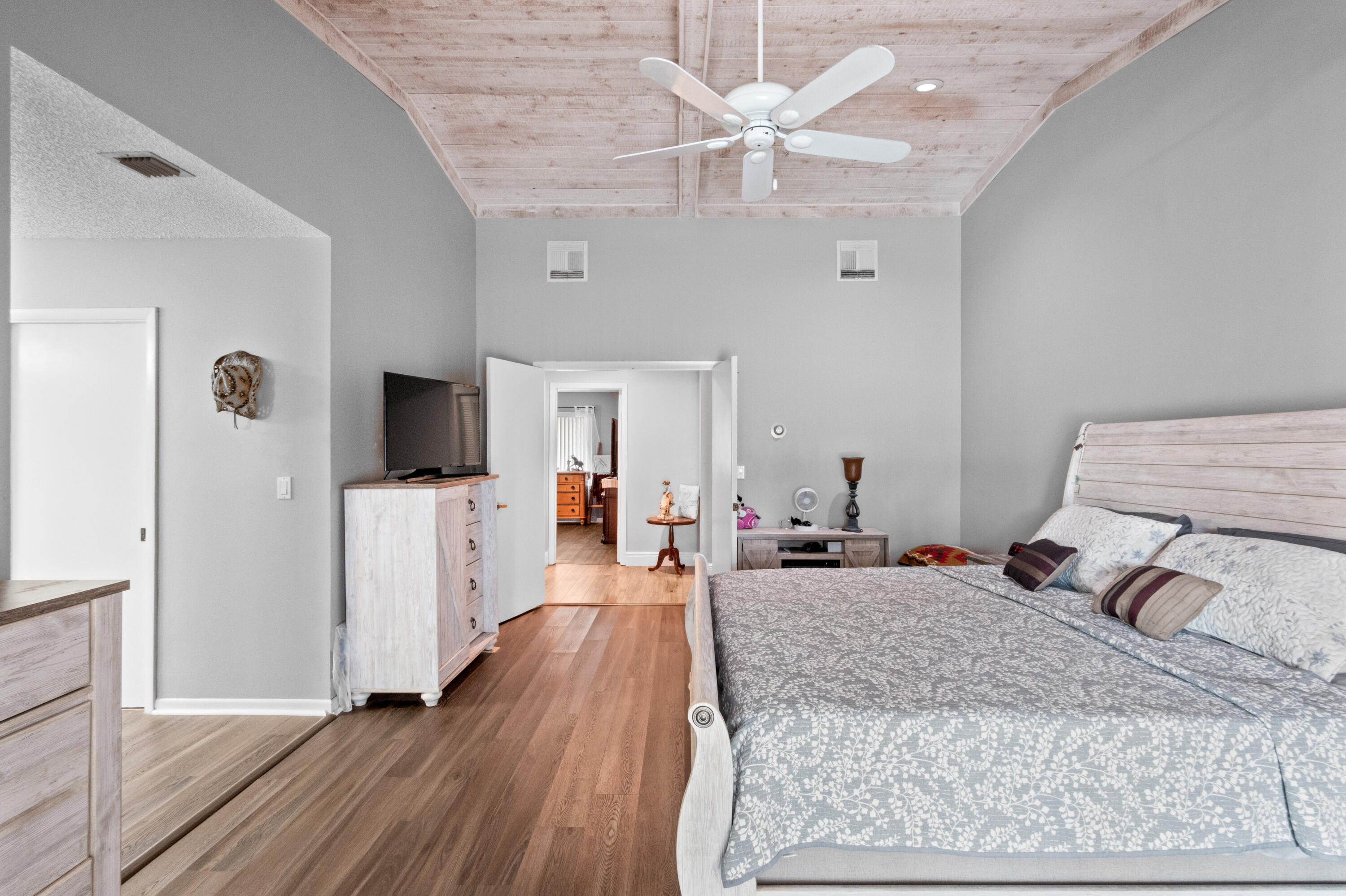 WOODMONT TRACT 57 - Residential