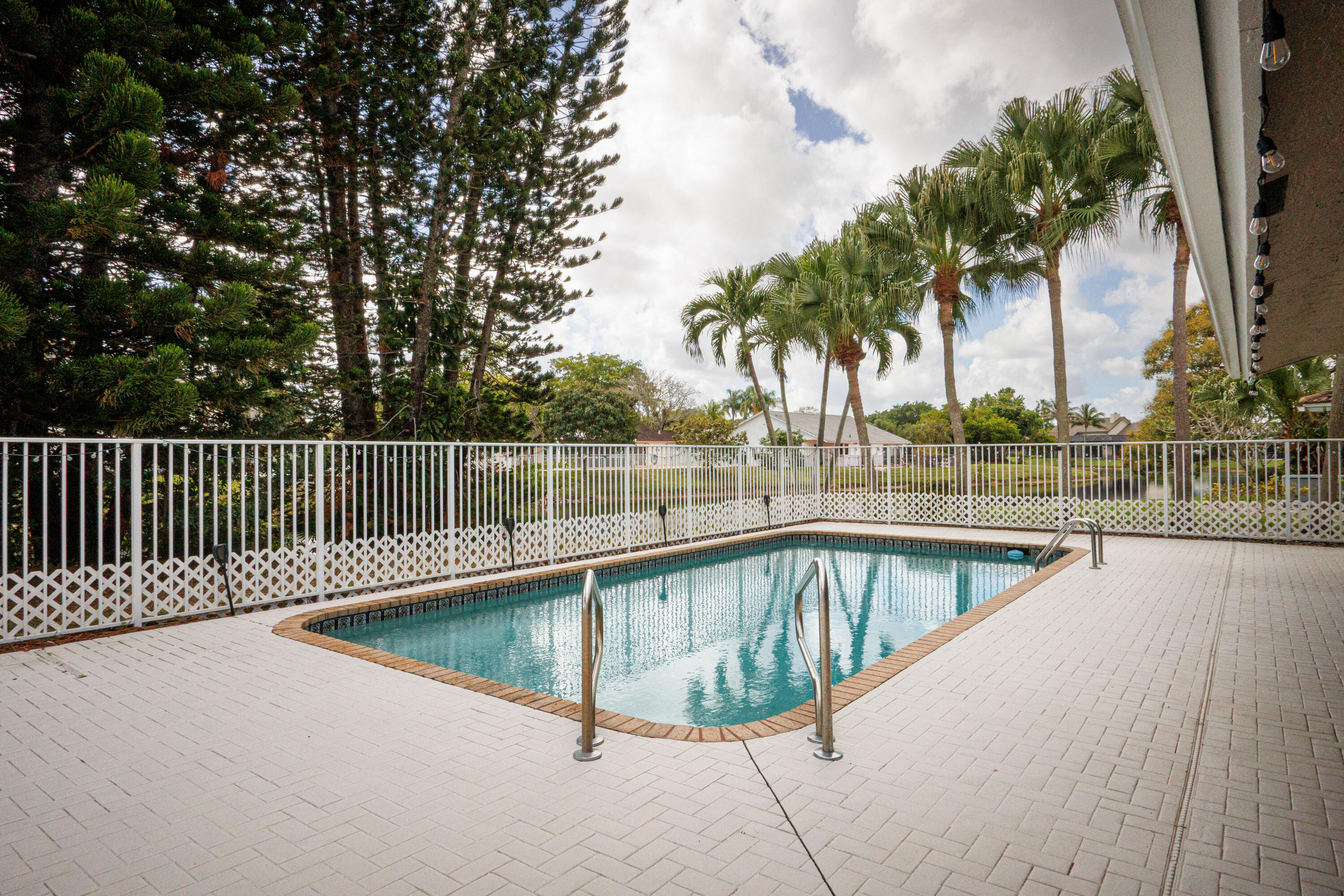 WOODMONT TRACT 57 - Residential