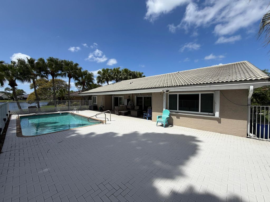 Photo of 7626 NW 87th Avenue, Tamarac, FL 33321 (MLS # B26011256)