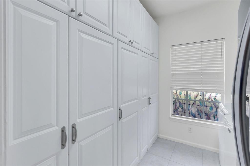 PINE CREEK TOWN HOMES PHA - Residential Lease