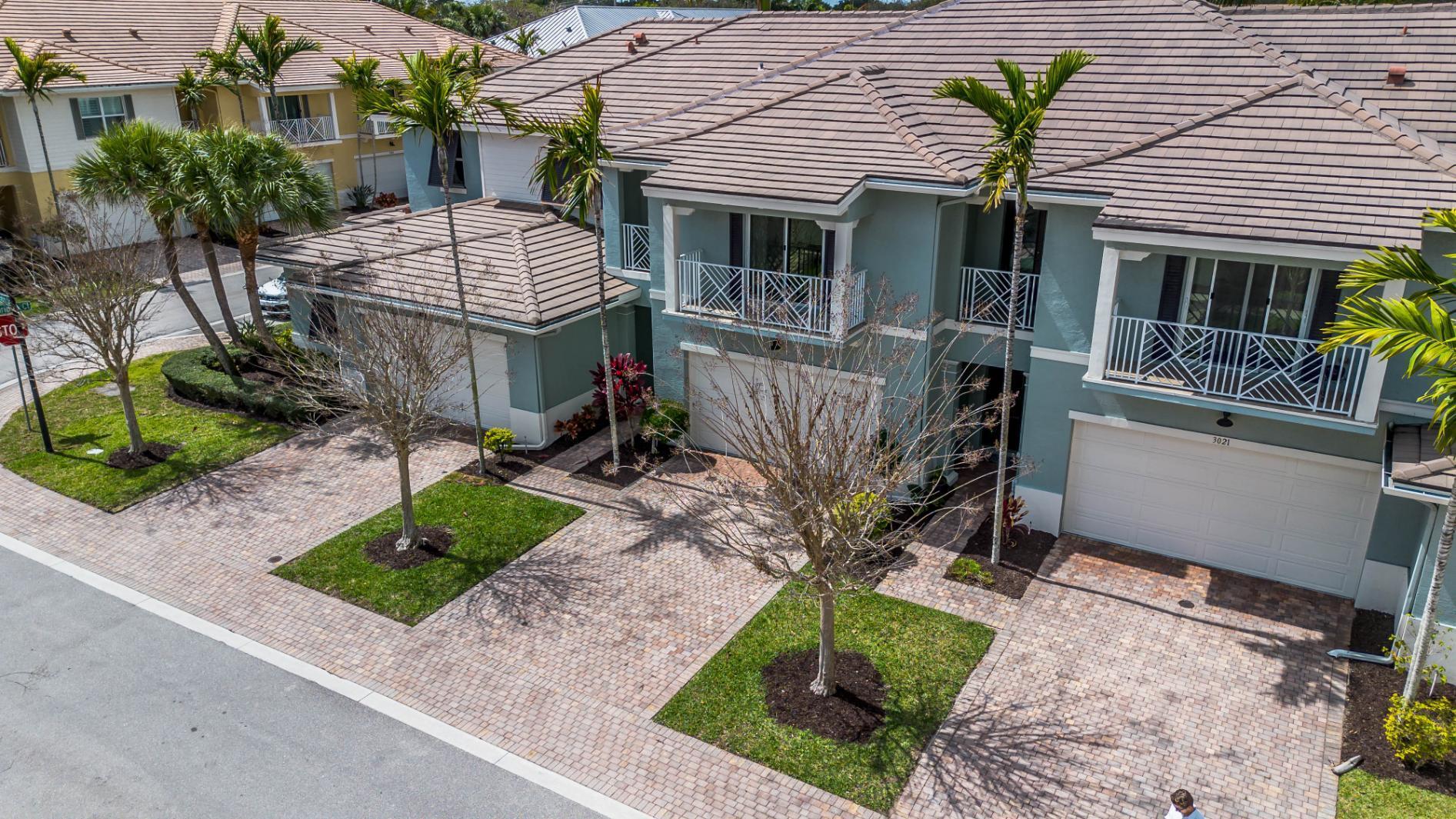 Hampton Cay - Residential