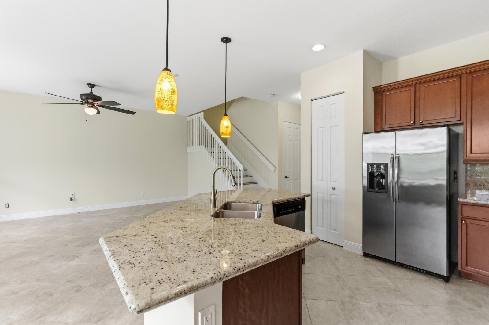 Hampton Cay - Residential